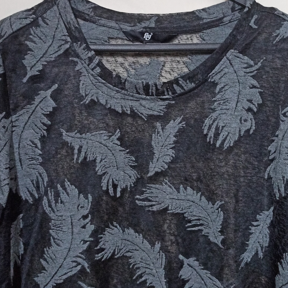 Fig Black Top - Picture 4 of 9